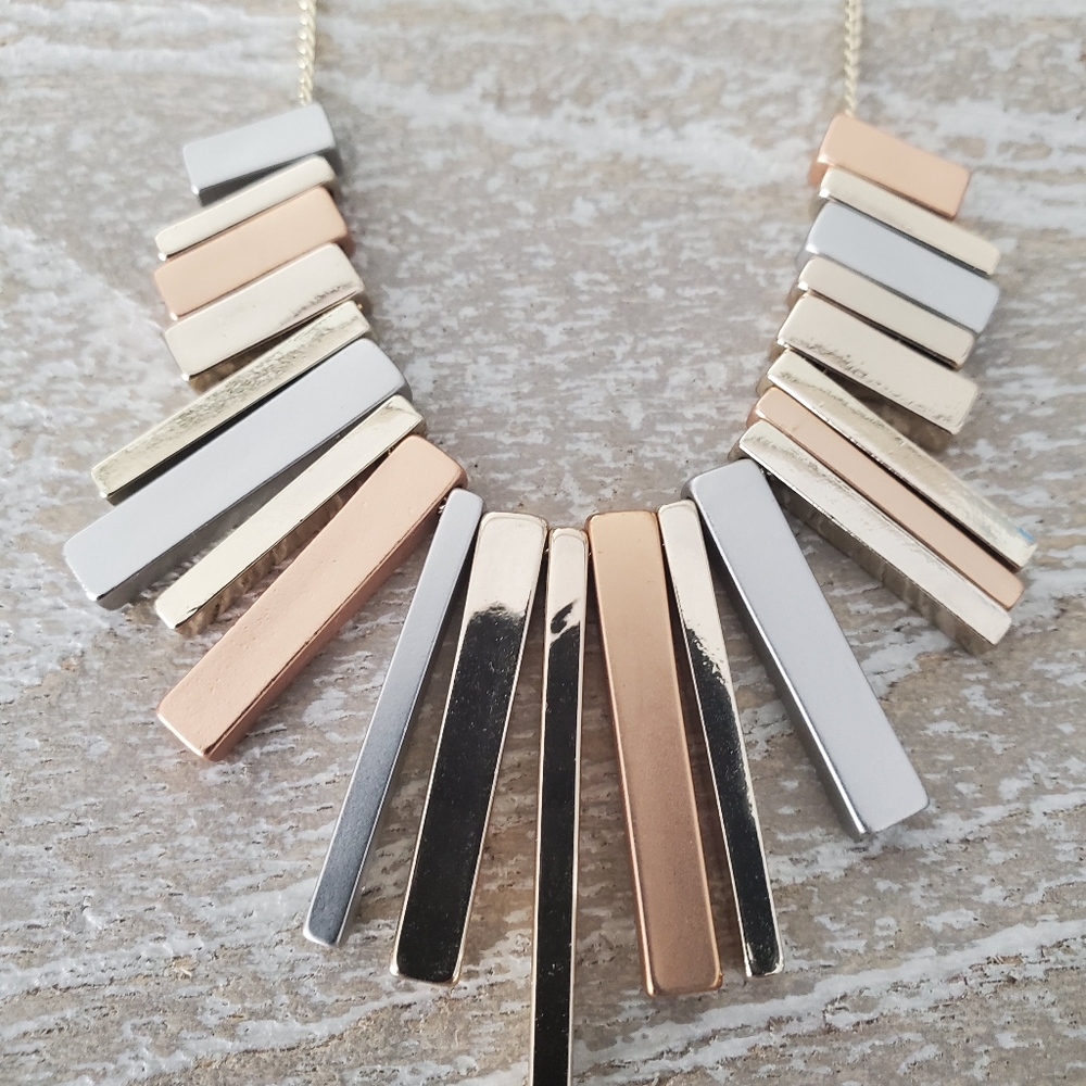 NEW Loft Multi-tone Bar necklace